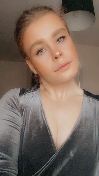 Professional looking for room.  Main Photo