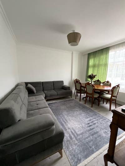 Lovely Master Bedroom in Bounds Green Main Photo