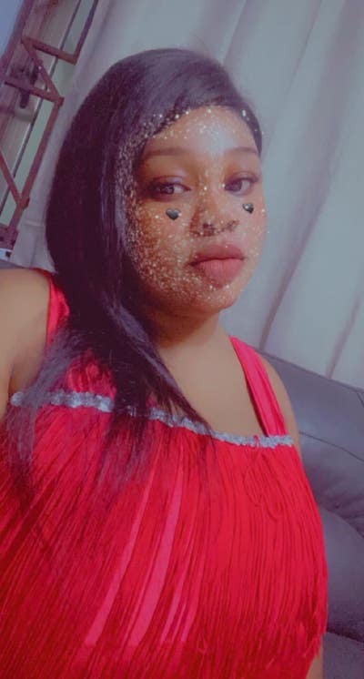 28 year old Female seeks a double room Main Photo