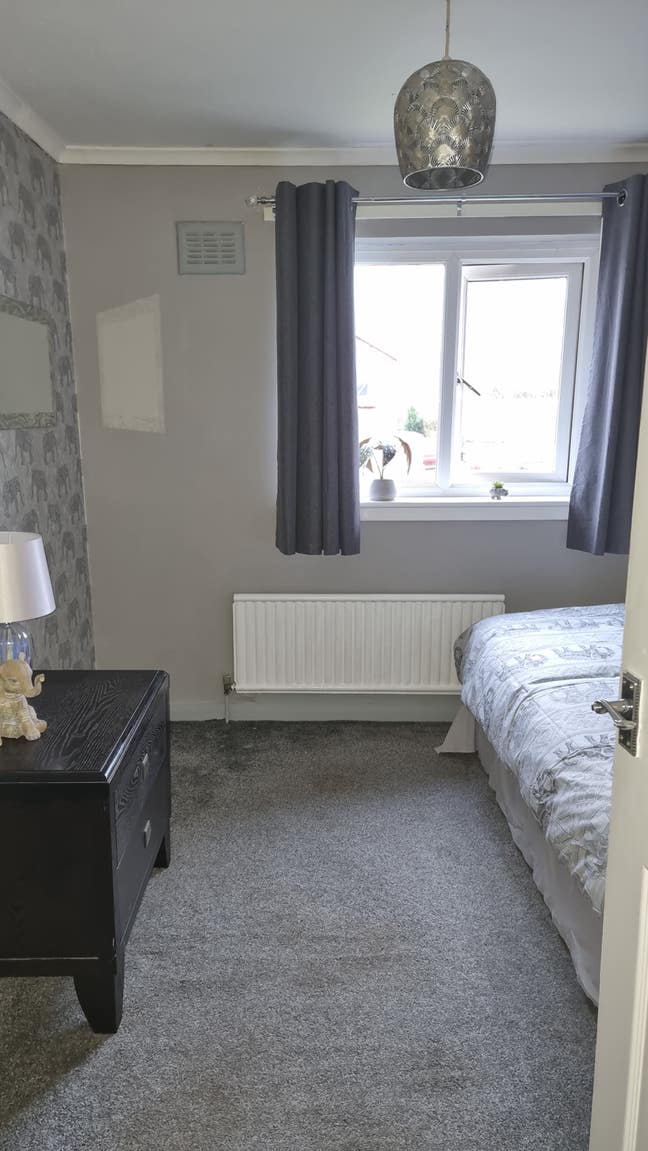 Single Bed room Main Photo