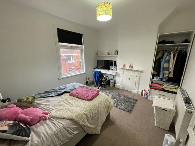 Large Double Room available  Main Photo