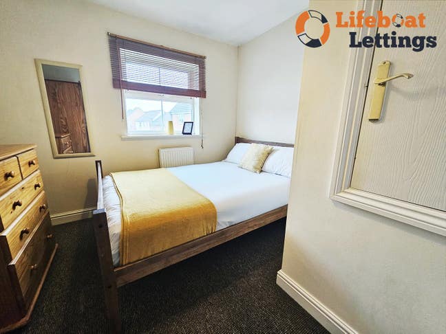 All bills & WiFi inc in furnished double bedroom Main Photo