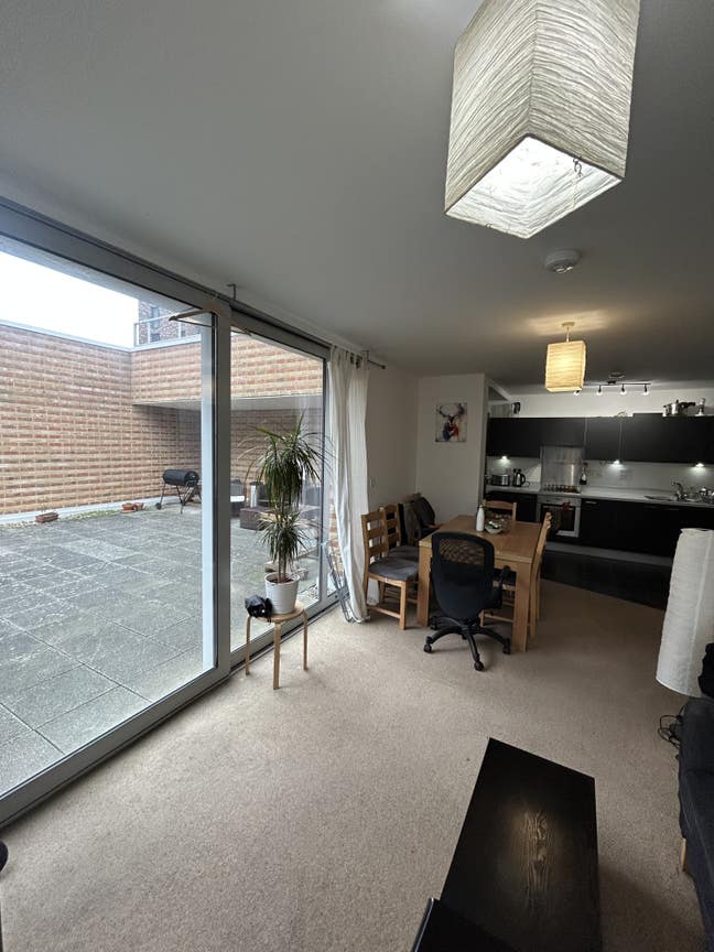 Double Room w/ensuite & Massive Rooftop Terrace Main Photo