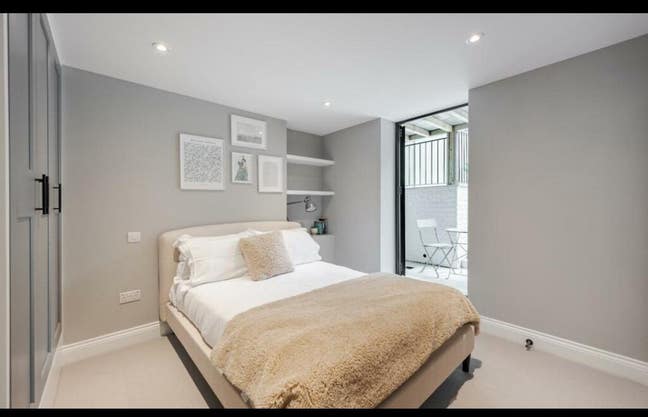 Short-term double ensuite in heart of Balham Main Photo