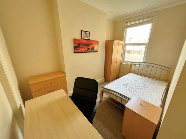🏠Short-Stay Room Available in Plymouth City Cent Main Photo