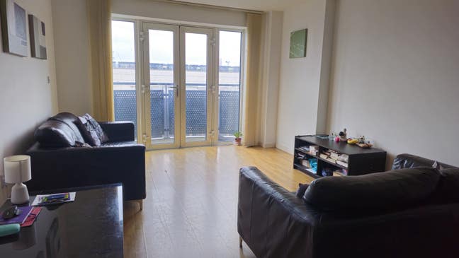 Spacious 1 double bedroom in city centre Main Photo