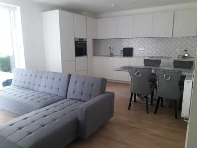 One Room for a lady  Main Photo