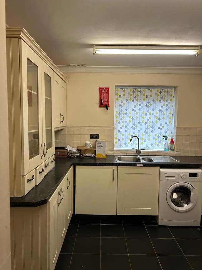 5 Rooms – Must Be Claiming Benefits Main Photo