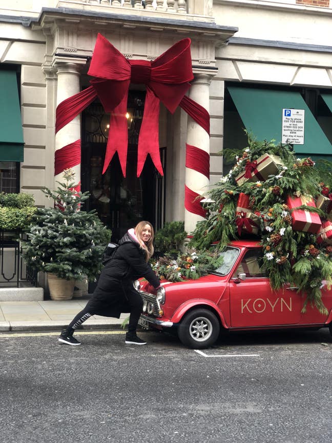 I’m a woman aged 41.I’m looking for a one-room ap Main Photo