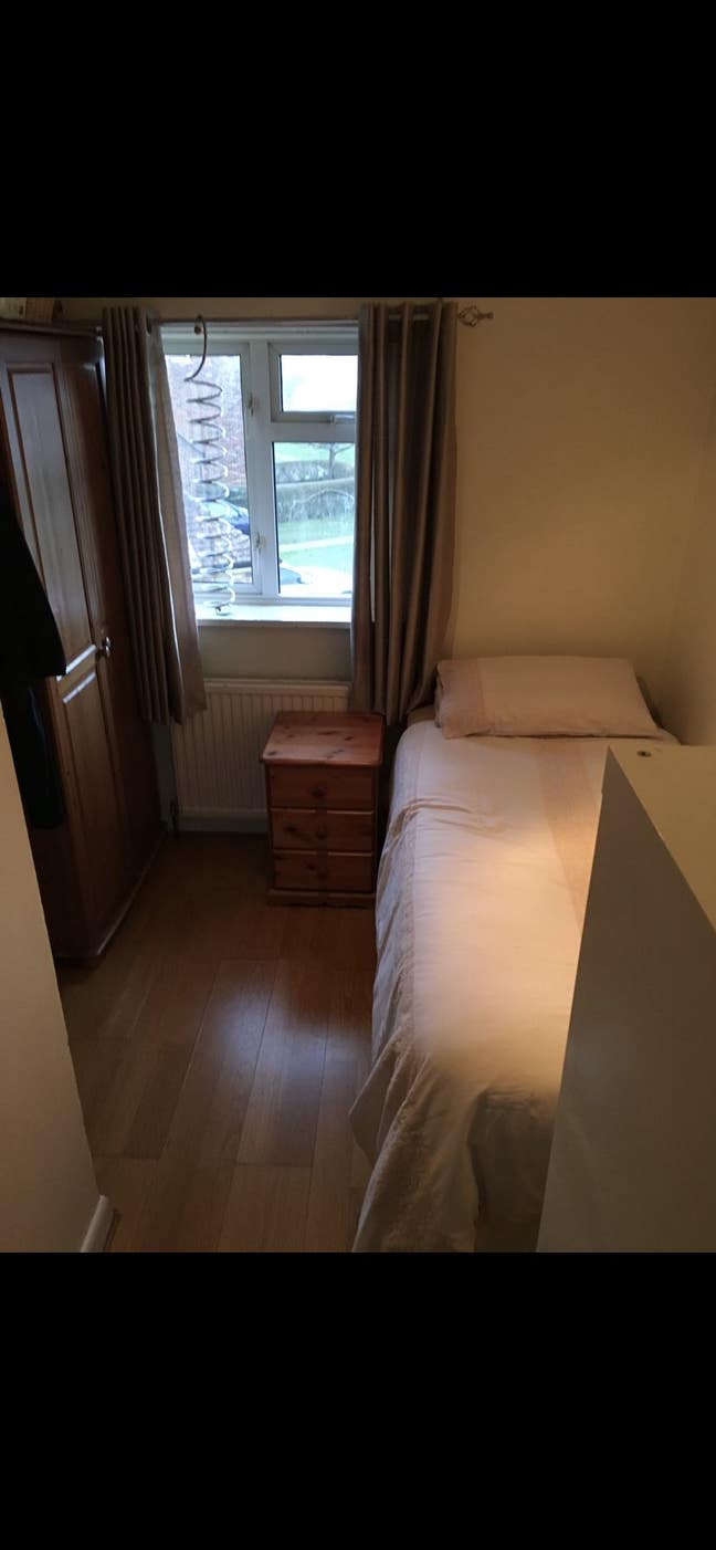 Single room in Guildford  Main Photo