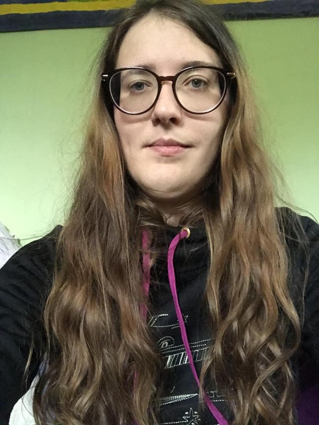 Looking for room/flatmates Main Photo