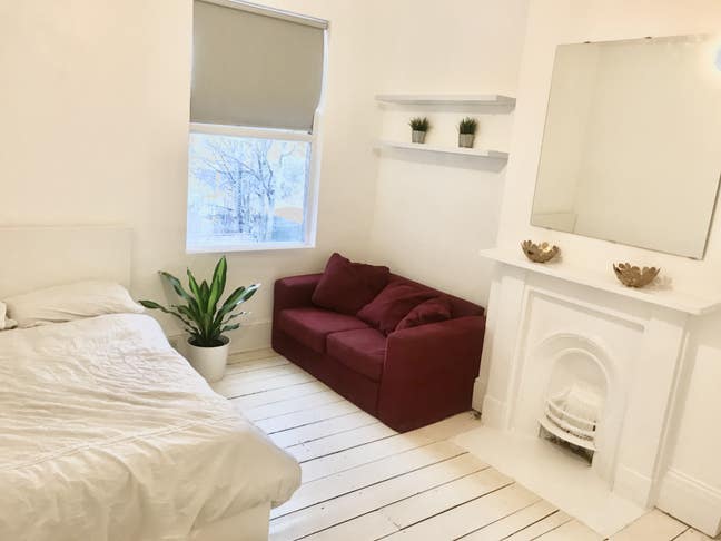 Large  Modern Double in Independent House🔥 Main Photo