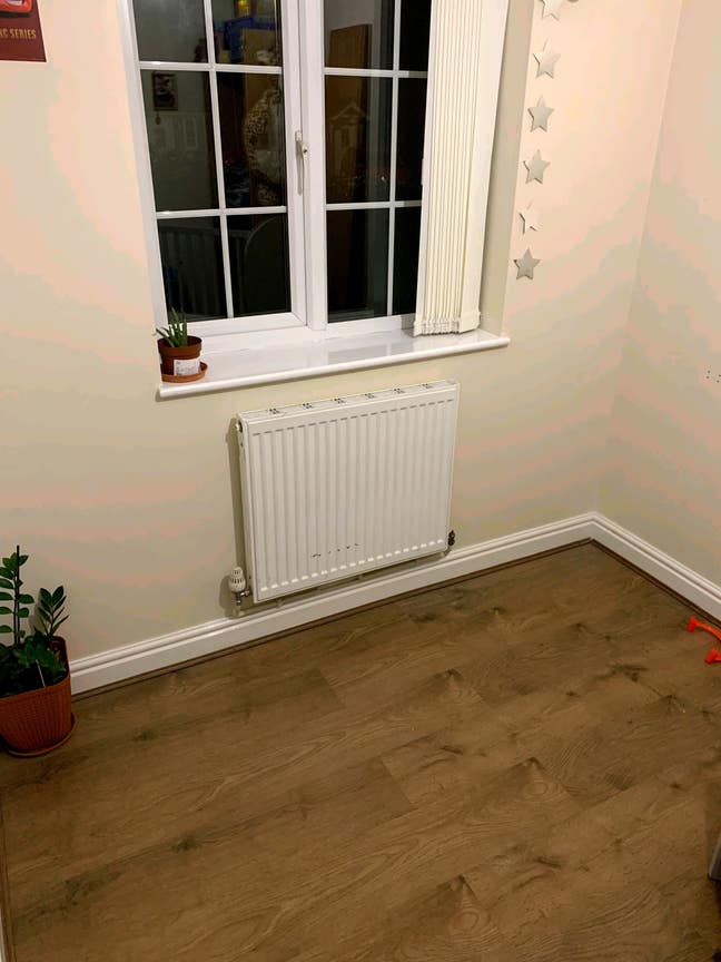 Single room available  Main Photo