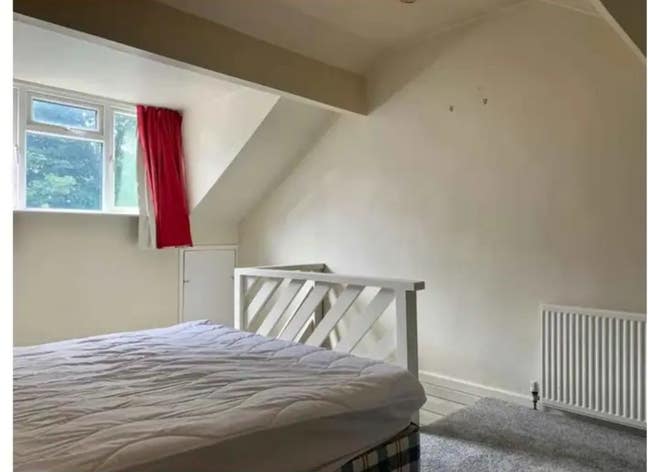 Large Attic Room with Double Bed Main Photo