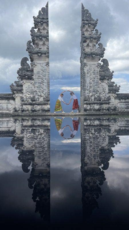 Couple seeks double room Main Photo
