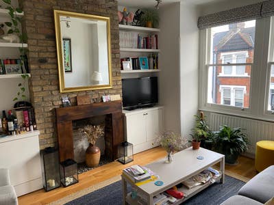 Bright 1 bedroom with terrace and wooden floors Main Photo