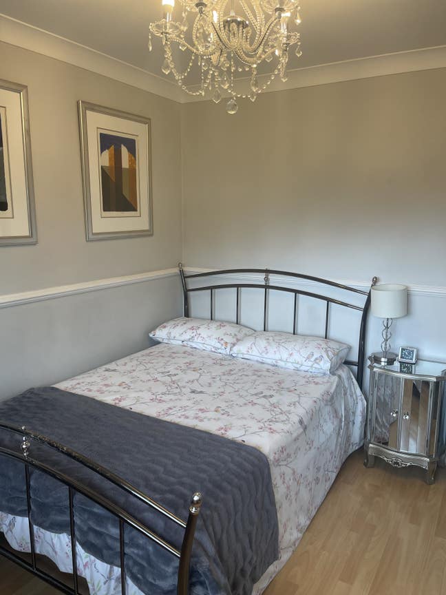 Luxury Furnished Double Room + En-suite + Parking  Main Photo