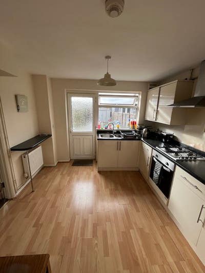 One Double Room in Corby  Main Photo