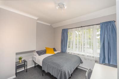 STS3 - Studio Room at Cherry Hinton Main Photo