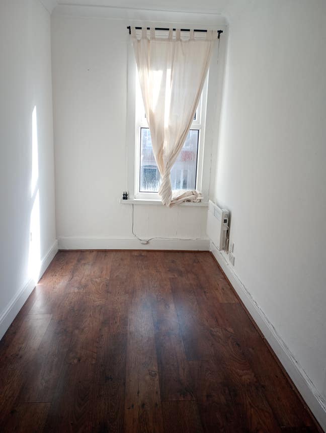 3 bedroom flat for let in leyton Main Photo