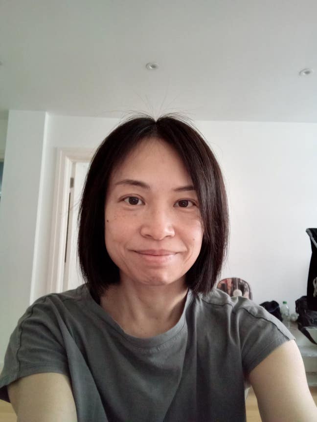 Professional Female seeks to room Main Photo