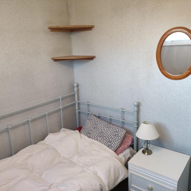 Single room in quiet Winchmore Hill house Main Photo