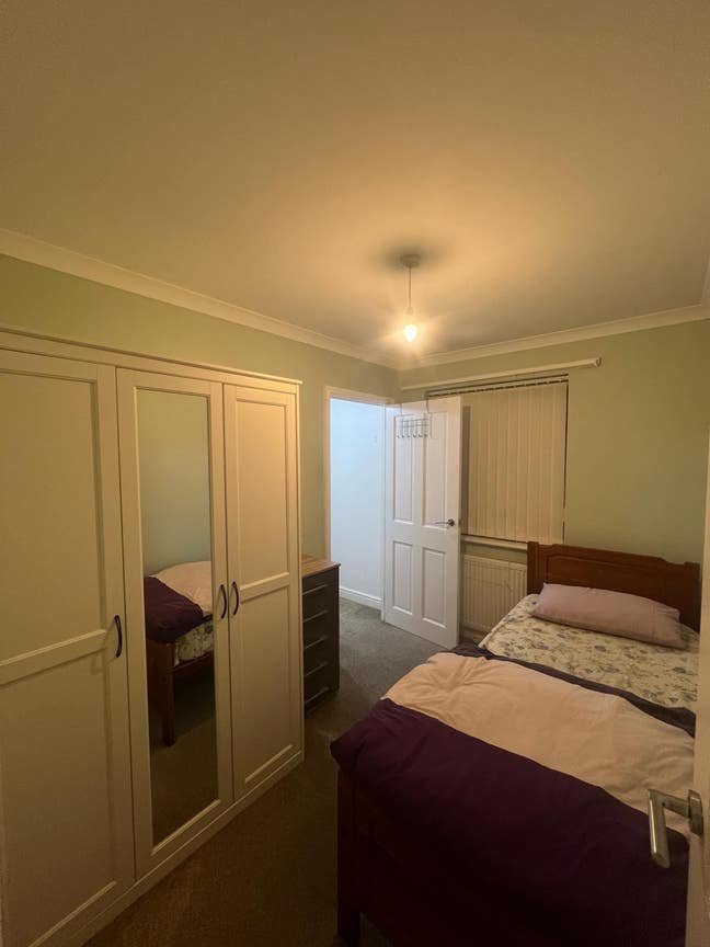 Single Room for rent in Reditch Main Photo
