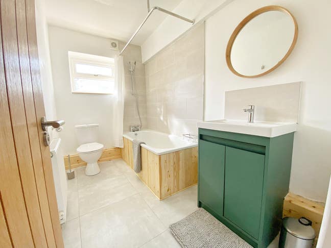 Easy living with all bills Included in great area! Main Photo