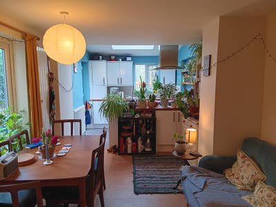 2 bed Garden Flat for 2 month let Main Photo
