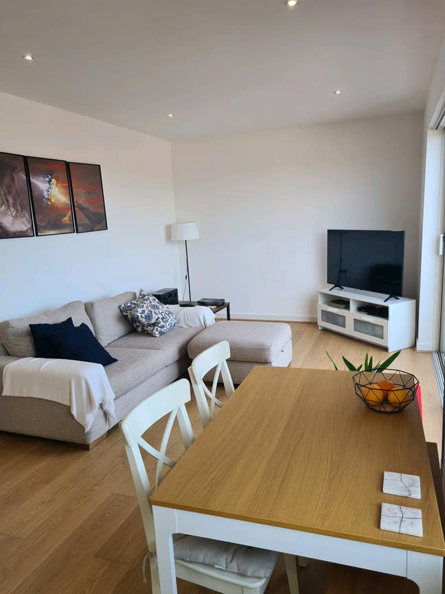 Double Room Avilable Isleworth  Main Photo