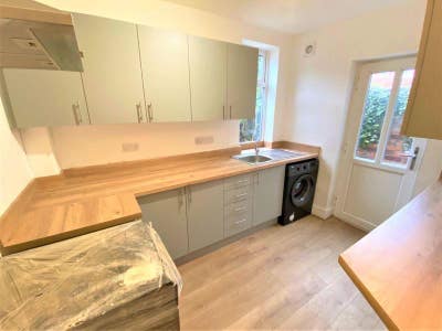 £650 Room available in Professional Houseshare  Main Photo