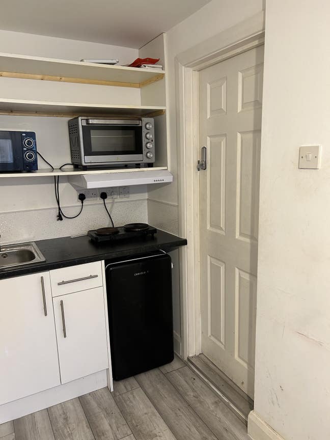 New Lovely Nice Modern Studios Main Photo