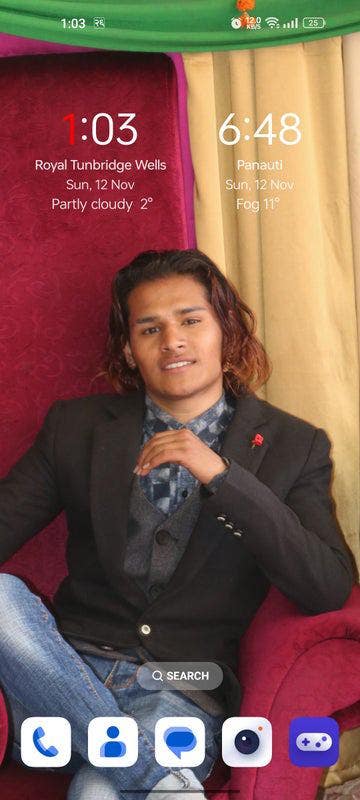 Hi I am carer looking for room Main Photo