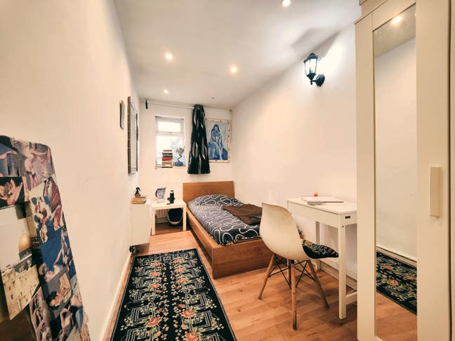 Sunny Single Room &pound;780 To Let @ East Acton Main Photo
