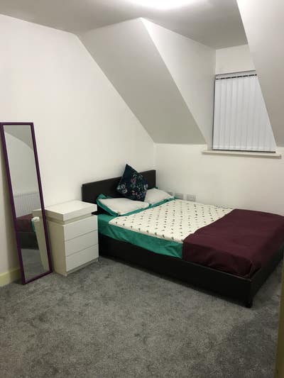 En-Suit Double Room to Let in Romford,RM1 Main Photo