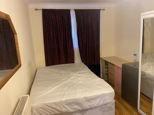 Very Nice En-Suite  Bedroom   - All Inclusive!! Main Photo