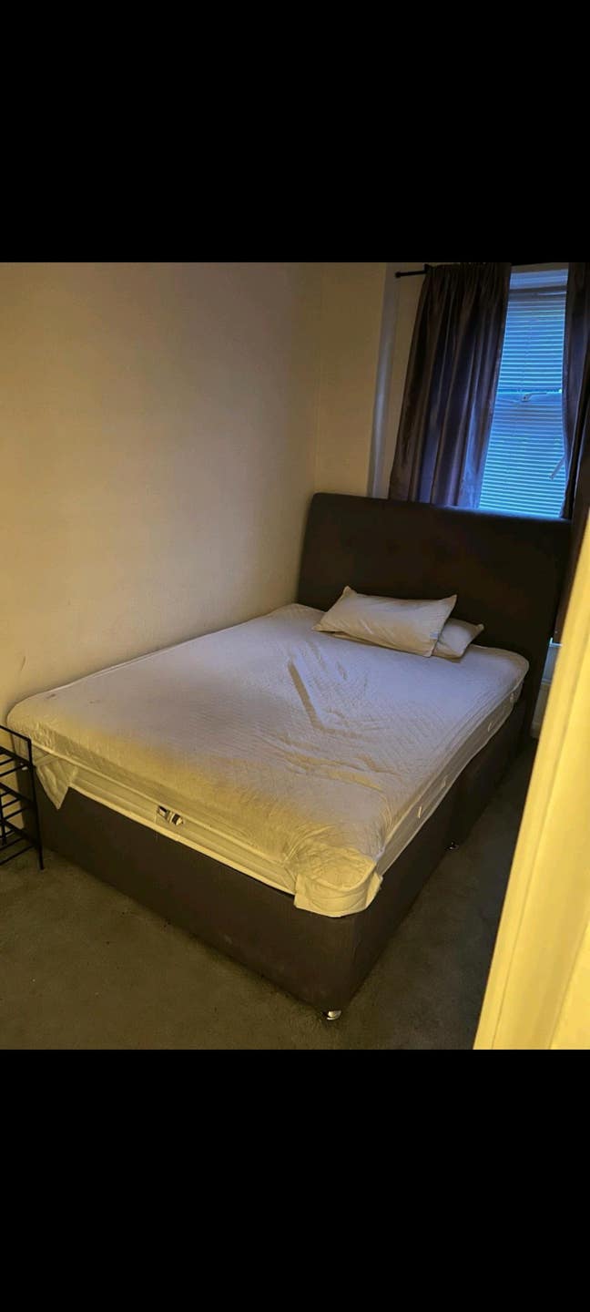 Double room in Ashton-under-Lyne Main Photo