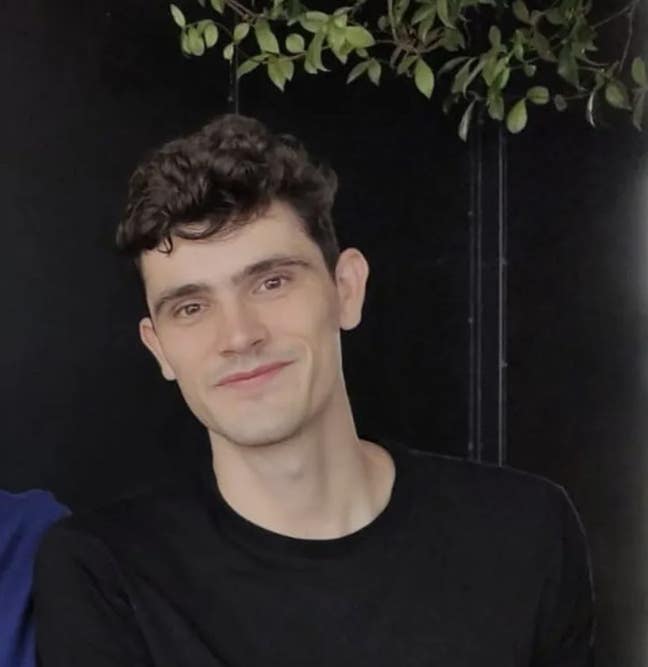 Professional Male seeks a double room Main Photo