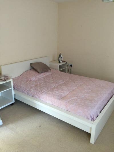 Double bedrooms -In Business Park/ Near University Main Photo