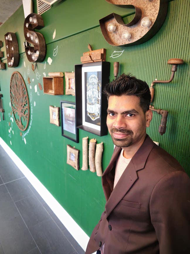 Looking for room to let Main Photo