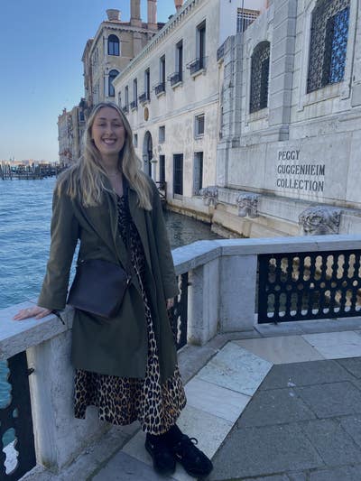 PhD student seeking room in friendly house Main Photo