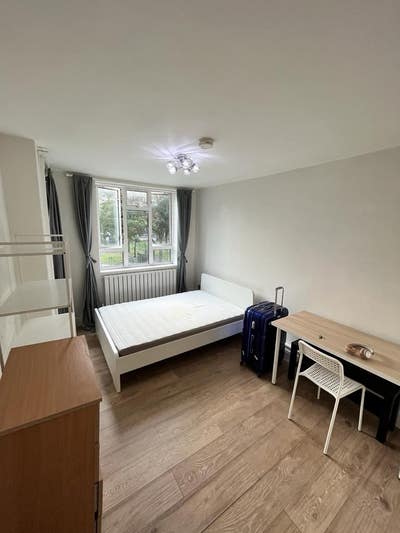 Double Room- Battersea Pw Station  Main Photo
