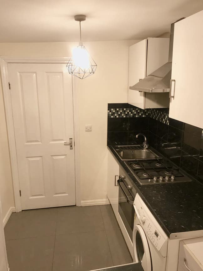 1 bed  (woodgreen) all bills included  Main Photo