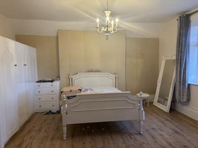Double furnished Room       Main Photo