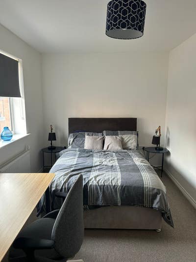 Large & Bright Double Room – Bills Included Main Photo