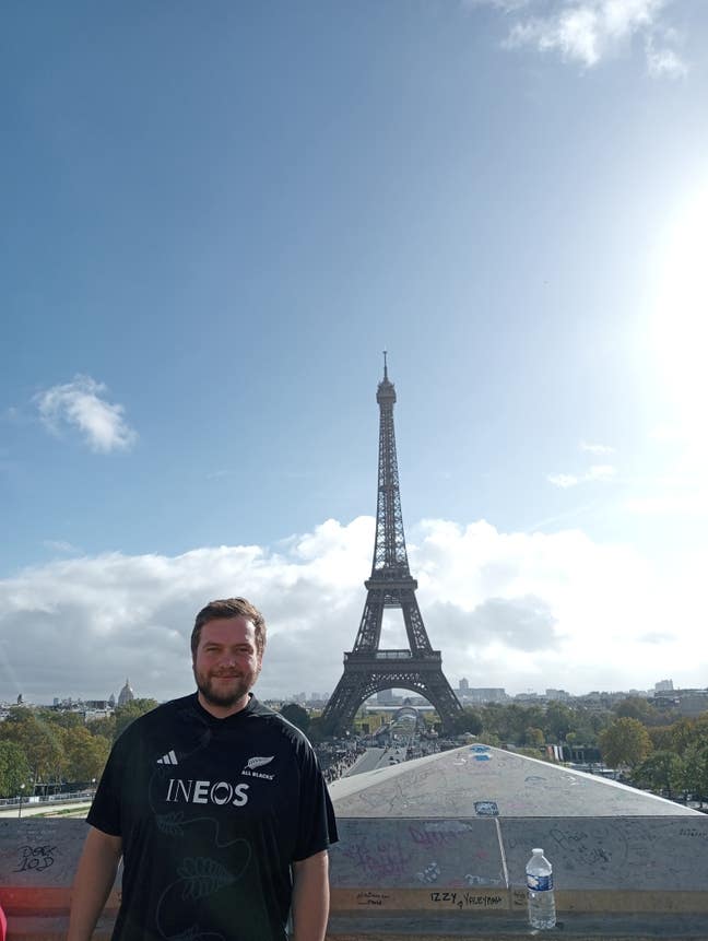 Looking for a room Main Photo