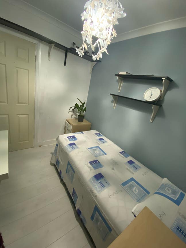 Single & double rooms available  Main Photo