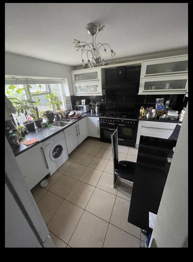 Cool Double Room in Hackney Central Main Photo