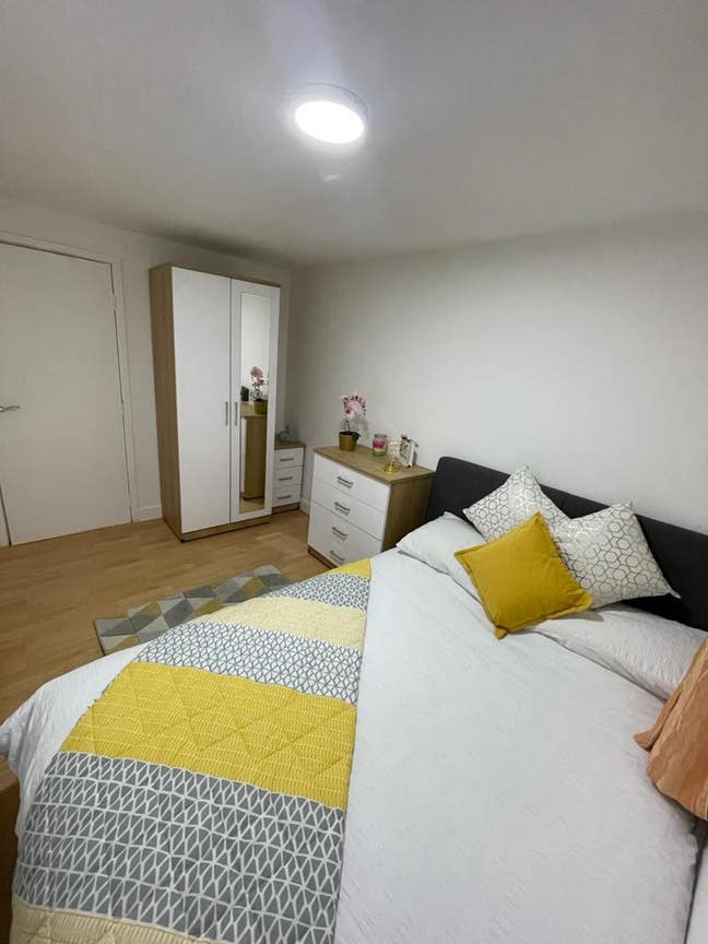 Newly rennovated house in LE18!! Main Photo