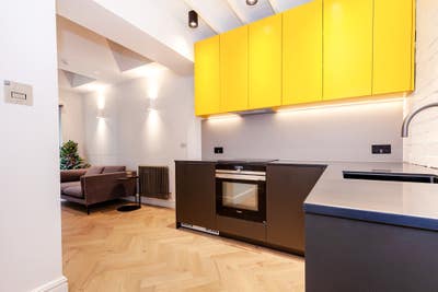 Bills Included Luxury 1 Bed Main Photo